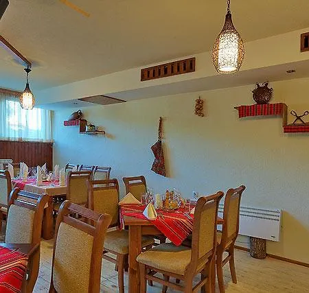 Forest Nook Villa *