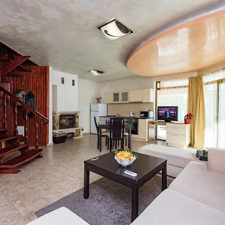 Forest Nook 빌라 팜포로보