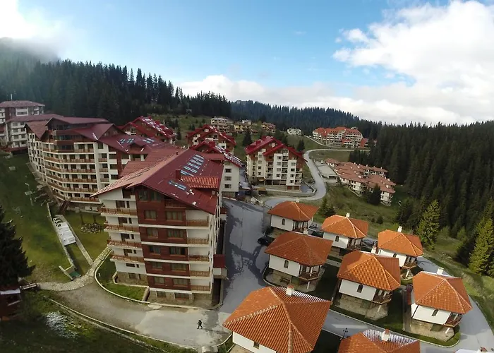 Forest Nook Villas Villa